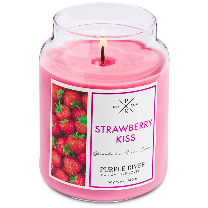 Vela de soja perfumada Strawberry Kiss Purple River 623 g